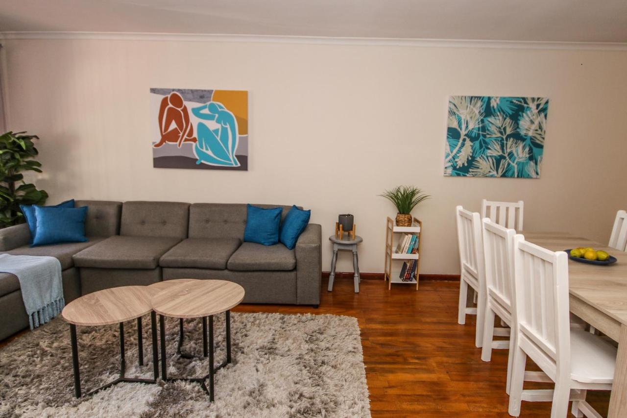 Holiday Home In Sea Point, Fresnaye Кейптаун Екстериор снимка