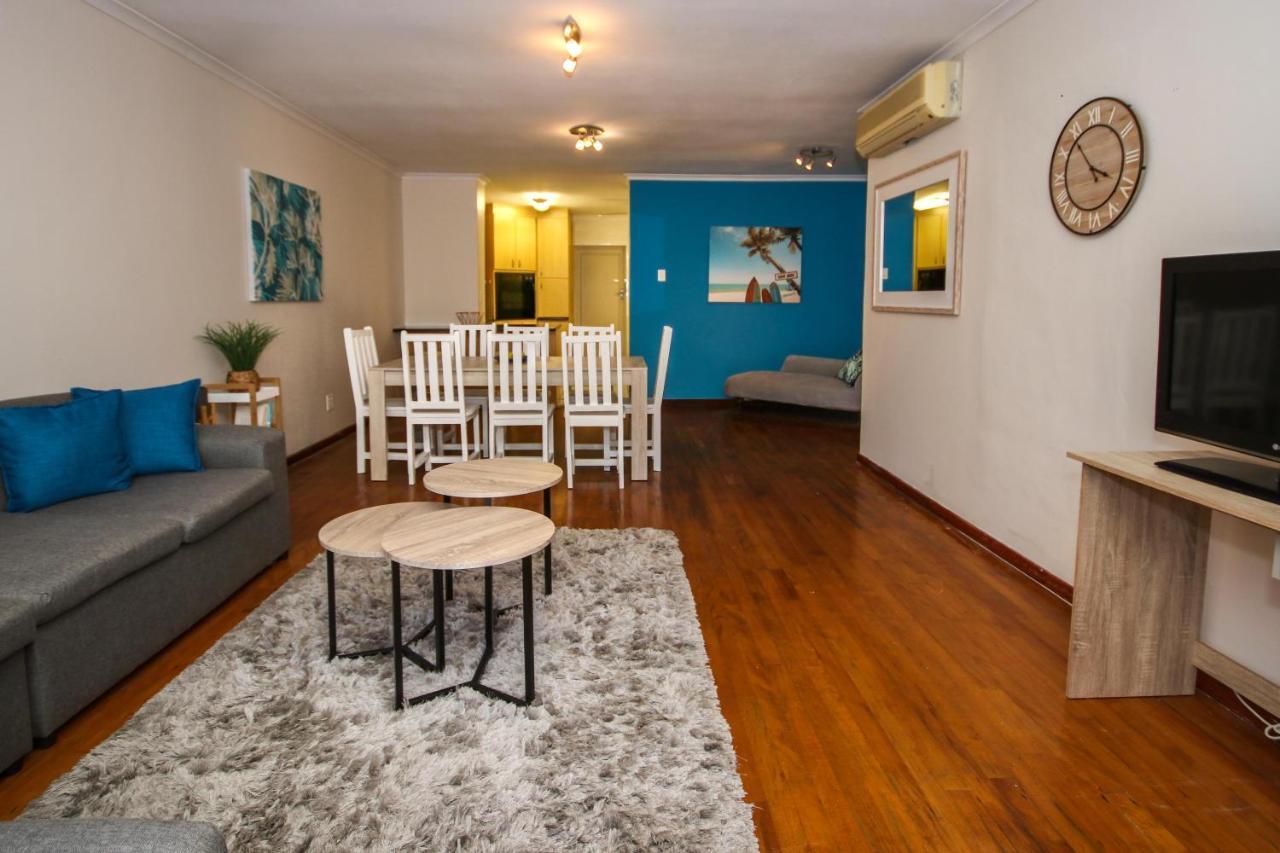 Holiday Home In Sea Point, Fresnaye Кейптаун Екстериор снимка