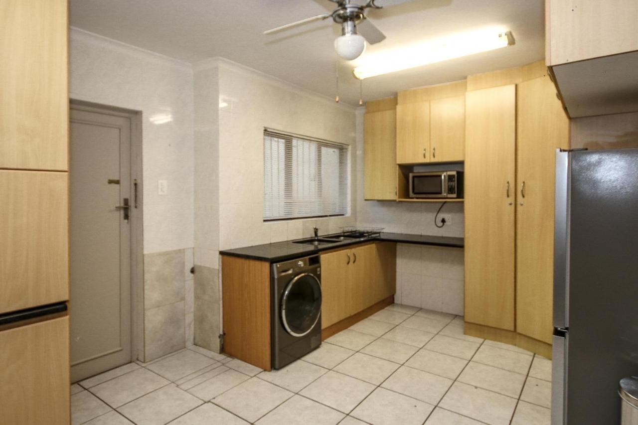 Holiday Home In Sea Point, Fresnaye Кейптаун Екстериор снимка
