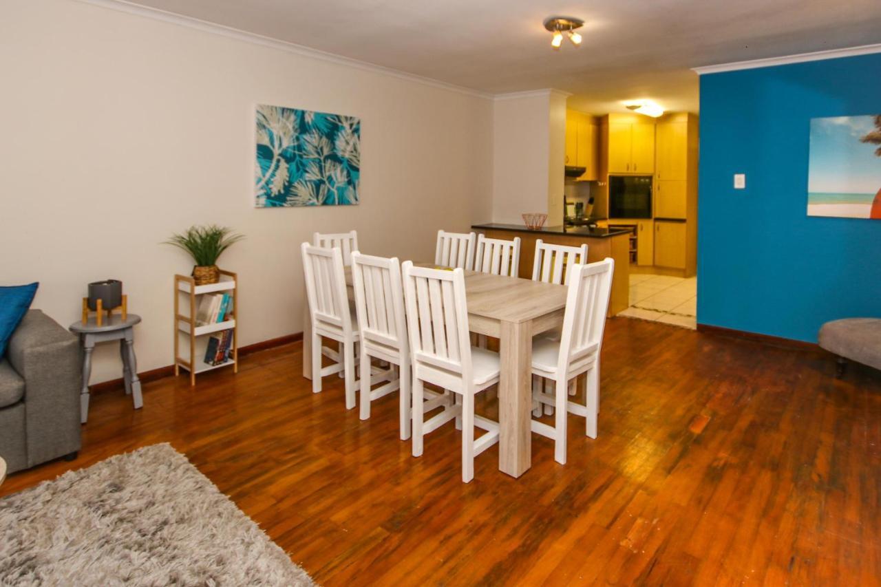 Holiday Home In Sea Point, Fresnaye Кейптаун Екстериор снимка